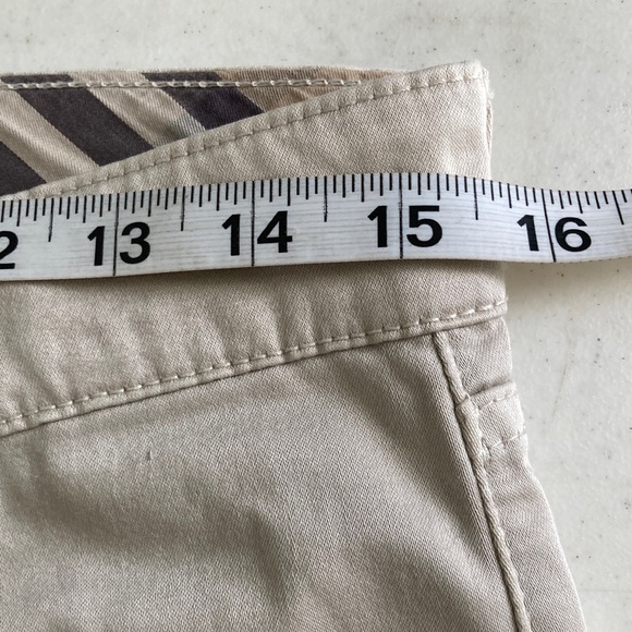 Burberry Light Beige Khaki Pants - Picture 9 of 13